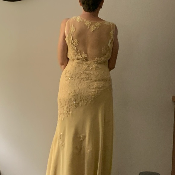 Mother of the bride dress - Picture 3 of 3